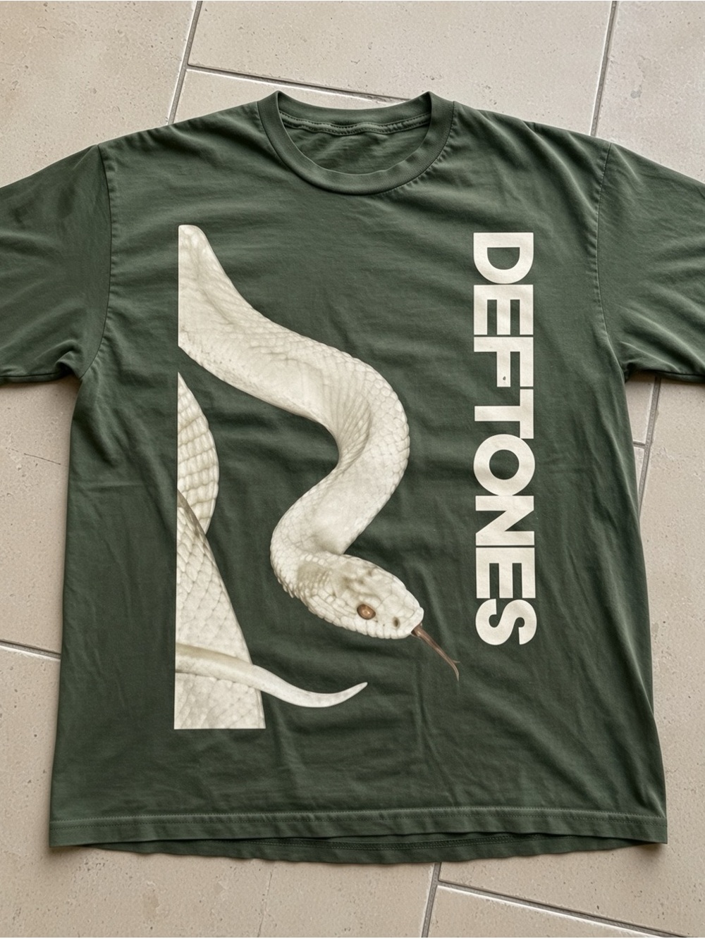 Deftones Snake Graphic T-shirt